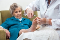 How to Properly Care for Elderly Feet
